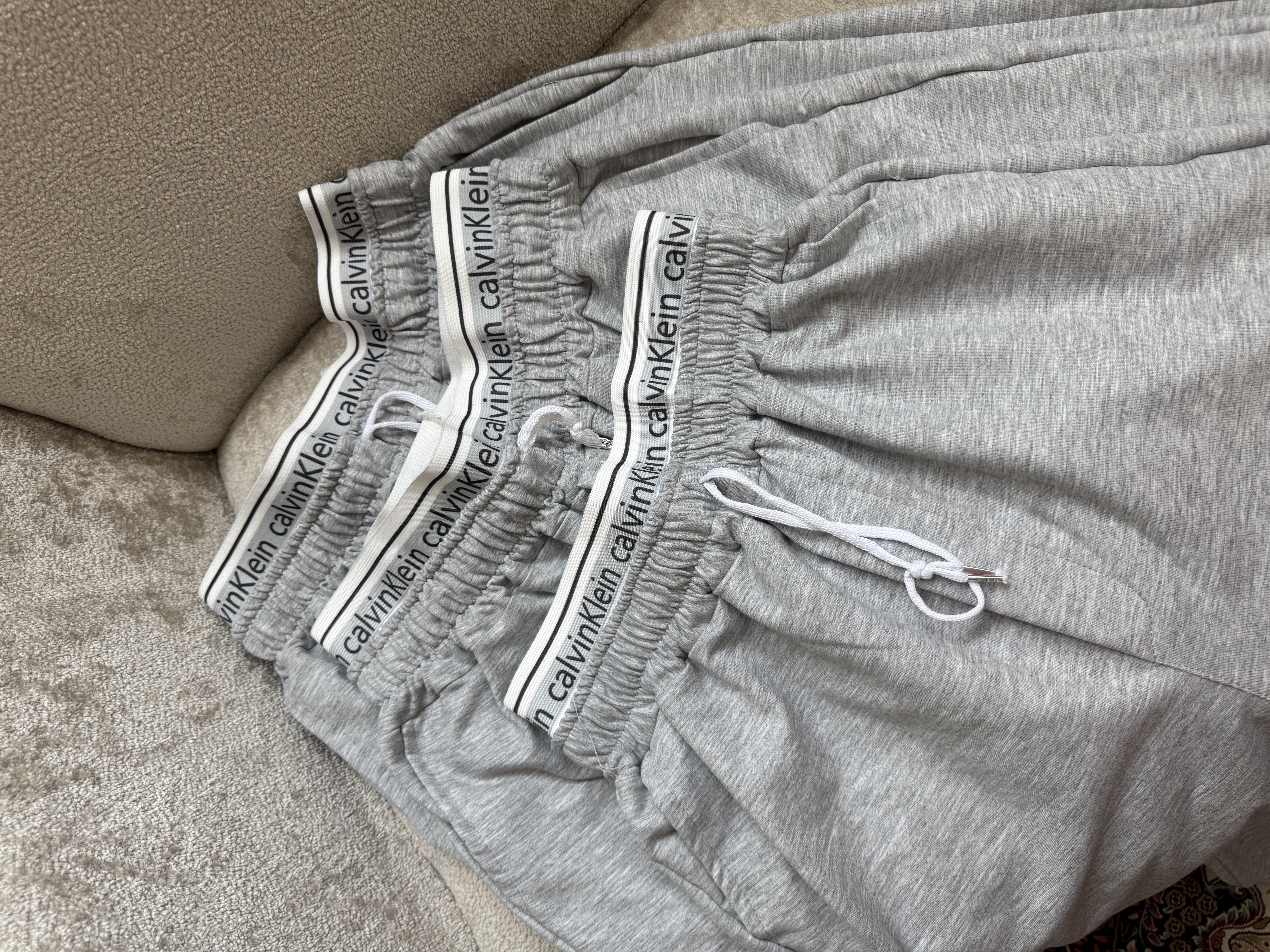 شلوار جاگر Calvin Klein طوسی